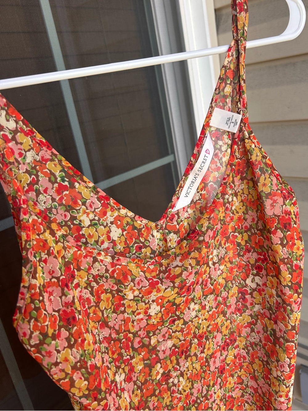 VINTAGE VICTORIA’S SECRET DITSY FLORAL SLIP DRESS